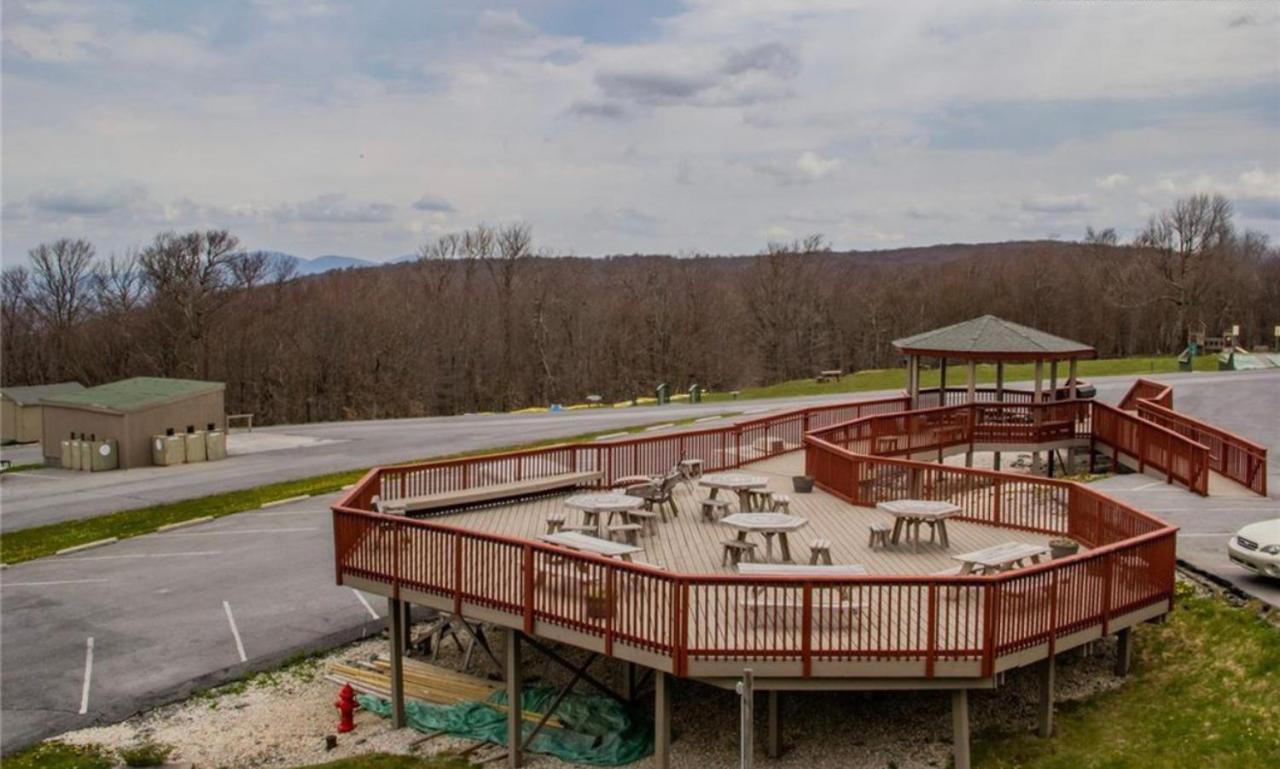 Aparthotel Adventure Awaits à Beech Mountain Extérieur photo